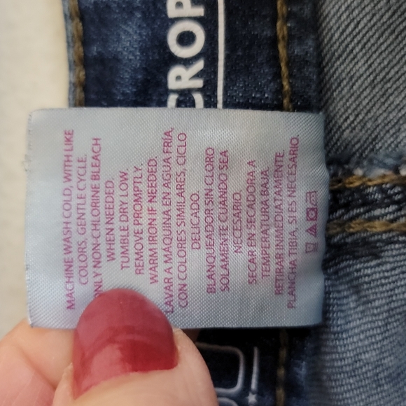 No Boundaries Mid Rise Distressed Skinny Crop Blue Jeans 13 Juniors - Picture 10 of 10